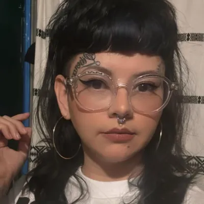 Kimra Luna profile