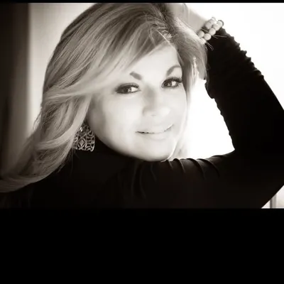 Kim Russo profile