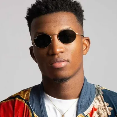 Kofi Kinaata profile