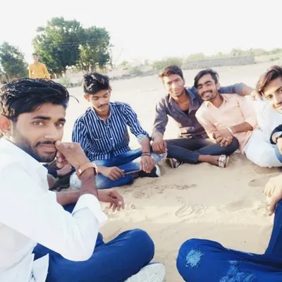 9👑_king_of_thikana profile