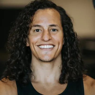 Daniel Gil profile