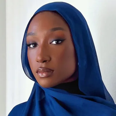 khadija profile