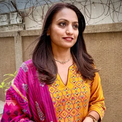 Kinjal's mehndi profile