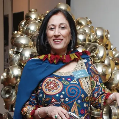 Kiran Nadar profile