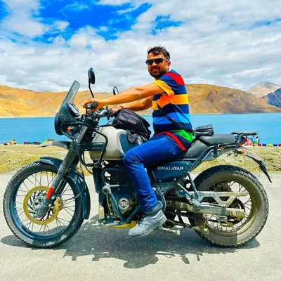 Kerti Vardhaan profile
