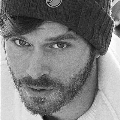 Kıvanç Tatlıtuğ Fan profile
