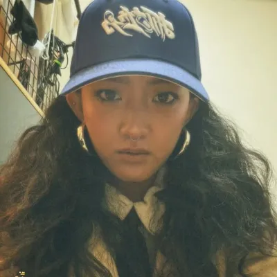 給菲伊巴蘇里發依 profile