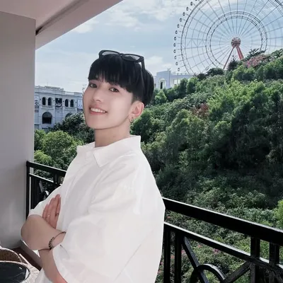 劉冠廷 profile
