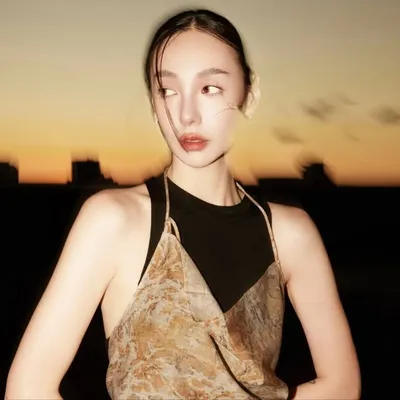 Karen Lee profile