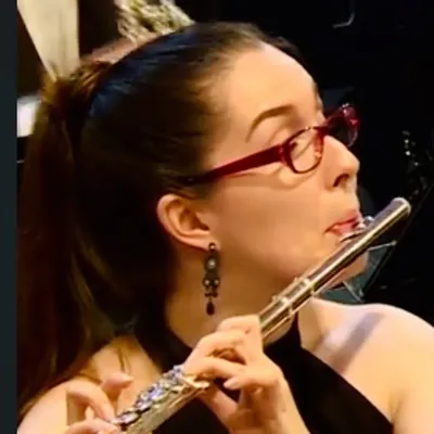 Klára Sándor - flutist profile