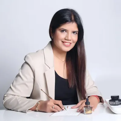 Calligraphy and engraving by Kanika Sachdeva profile