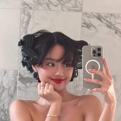 Khanh Linh profile