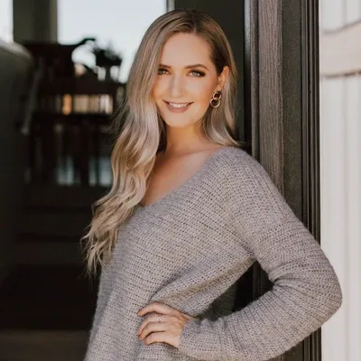 Knits 'N Knots | Janine Myska profile