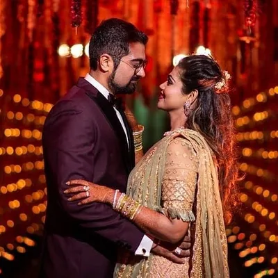 Knots & Vows profile