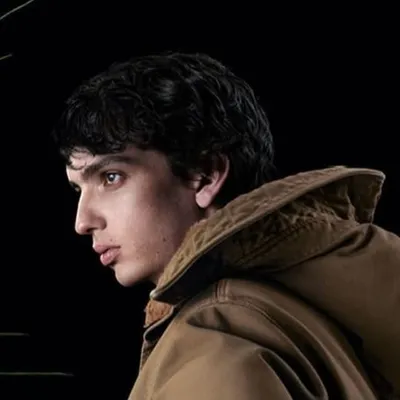 Kodi Smit-McPhee profile