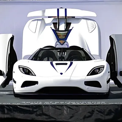 Koenigsegg profile