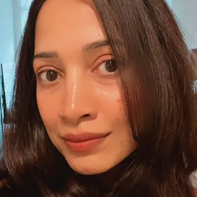 KOMAL | Beauty & Skincare profile