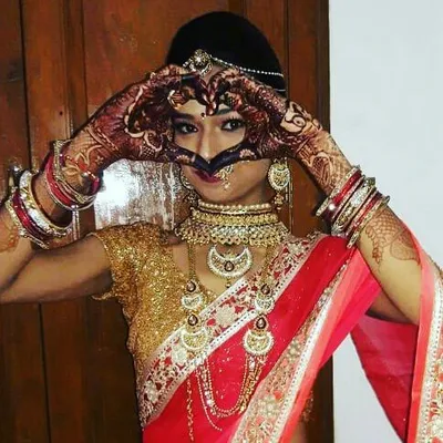 komal lohar mehendi art profile