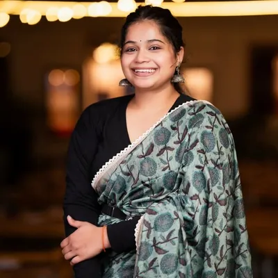 Komal pashankar profile