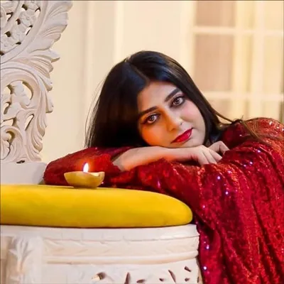 Komal Shahid profile