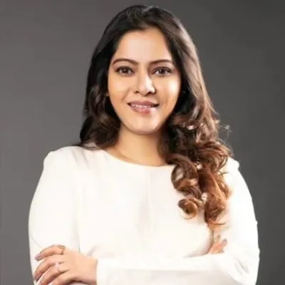 👑Komal Unawnay profile