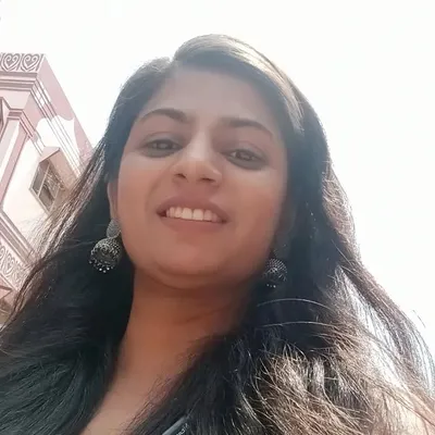 Komal Yadav profile