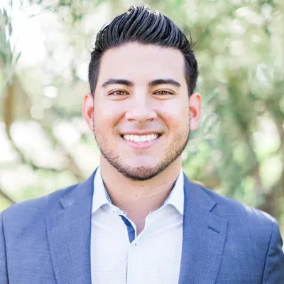Erik Komatsu profile