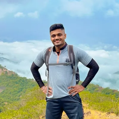 ꧁༺ कोंकणी मुलगा ༻꧂ profile