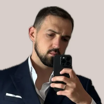 Konrad - Męski Styl & Outfit Ideas profile