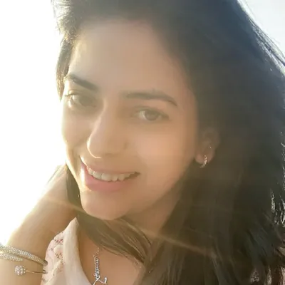 Manogna Bajaj profile