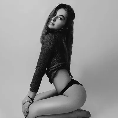 КОРЕЦКАЯ КРИСТИНА | HIGH HEELS profile