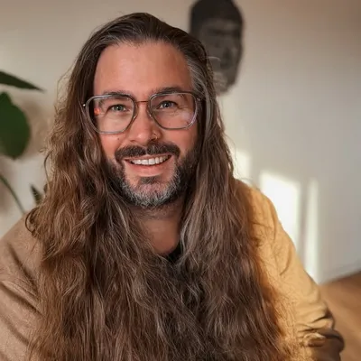 Sytse Monsma | Tarot Teacher • Identity & Business Mentor profile