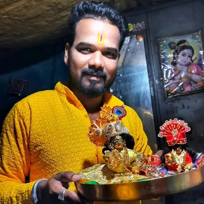radhe_ krishna_โค๏ธ๐ profile