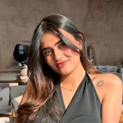 Krisha Patel l UGC creator