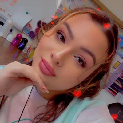 Kristinnn Ashleyyy profile