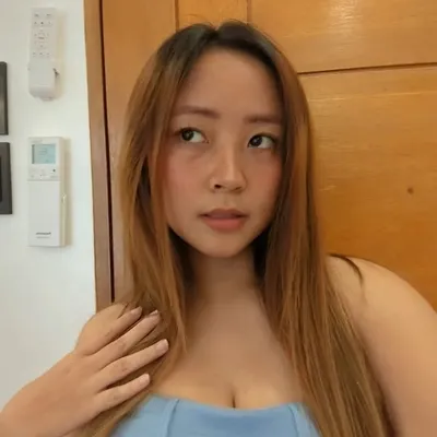 Kriszia Maglaya profile