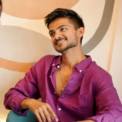 Kartik Sahu | Fashion & Travel profile
