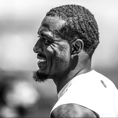 Krys Barnes profile