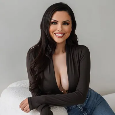 Krystle Lina profile