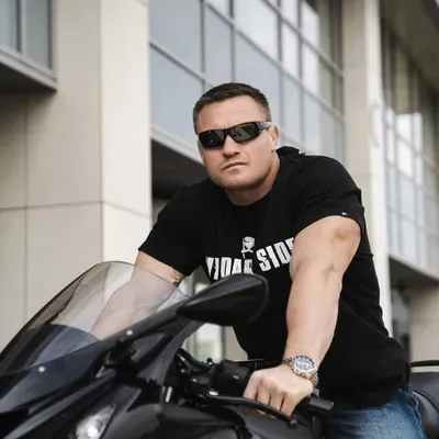 Krzysztof Radzikowski profile