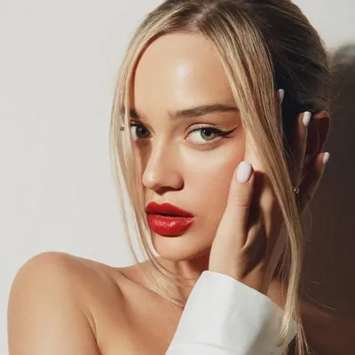 Ksenia🇺🇦 profile
