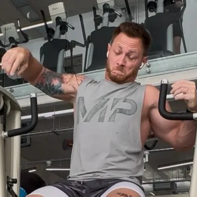 Jakub Musil ๐จ๐พ๐จ๐ฟ profile