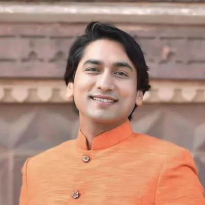 Singer Roopesh Jain profile