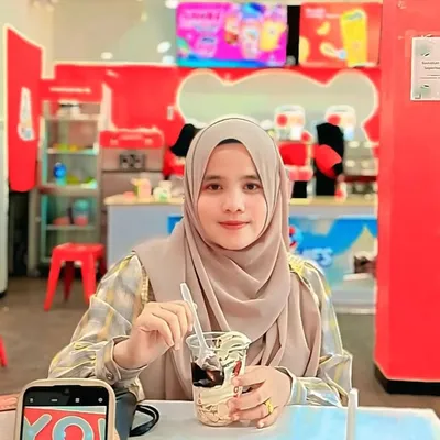 Kurnia Safitri profile