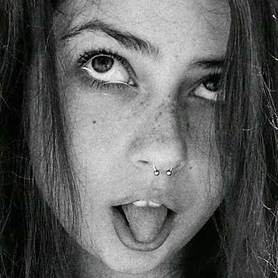 Karlotta profile