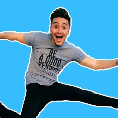 Kurt | Keep Smiling! ๐ profile