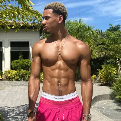 Gym / Fitness Page💪🏾 profile
