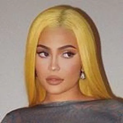 Kylie Fanpage profile