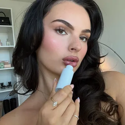 Kyra Rose Riley profile