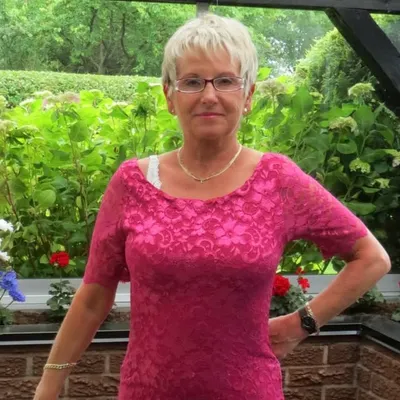 Renate Lang profile
